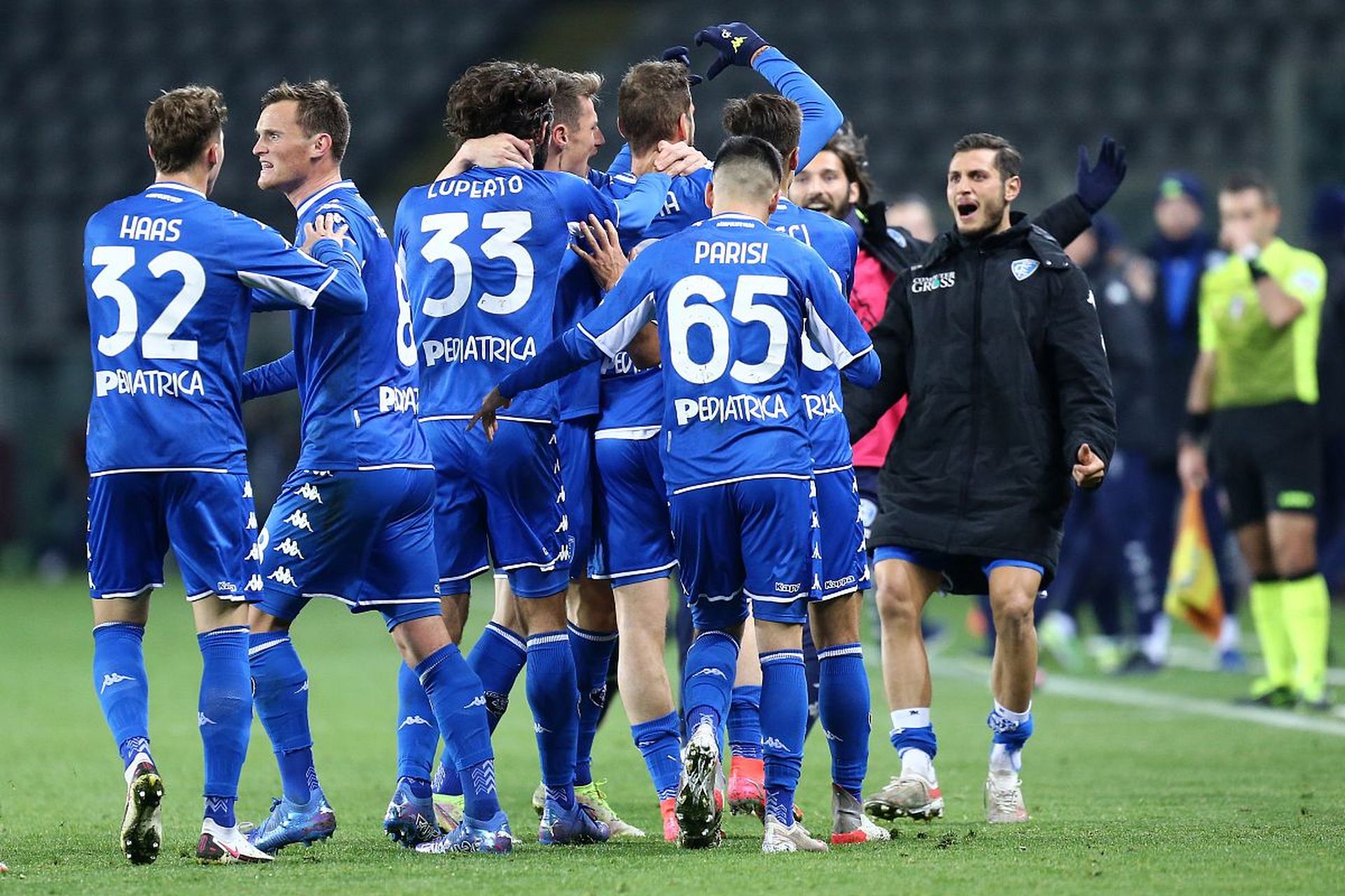 的球员争取 的球员争取